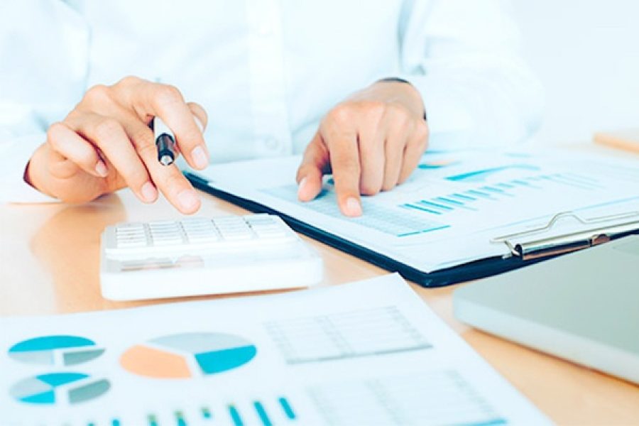 Oficio 896 del 2026 – Utilización como crédito fiscal del IVA soportado en la adquisición de vehículos al amparo de la Ley N° 20.422